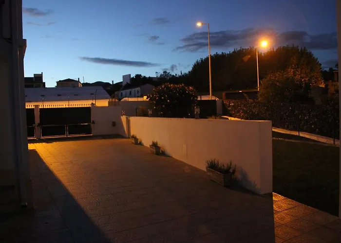 Familia 蓬塔德尔加达